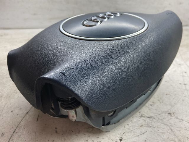 bontott AUDI A4 B6 Kormánylégzsák