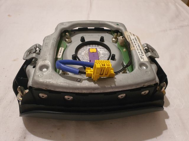 bontott AUDI A4 B6 Kormánylégzsák