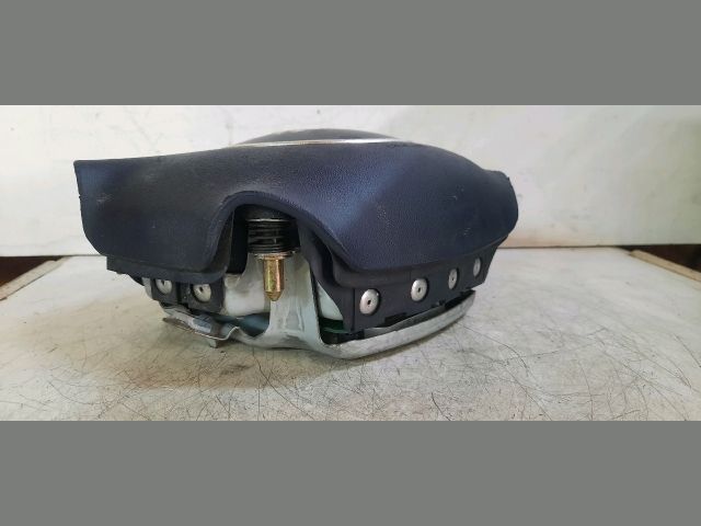 bontott AUDI A4 B6 Kormánylégzsák