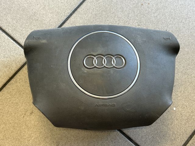 bontott AUDI A4 B6 Kormánylégzsák