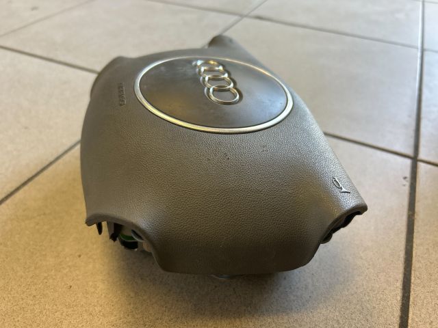 bontott AUDI A4 B6 Kormánylégzsák
