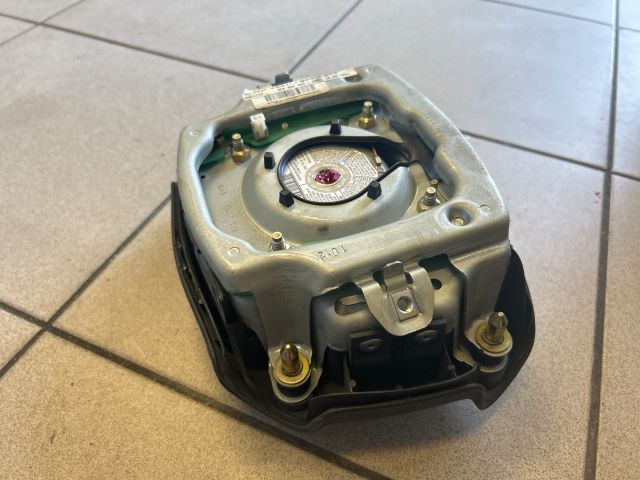 bontott AUDI A4 B6 Kormánylégzsák