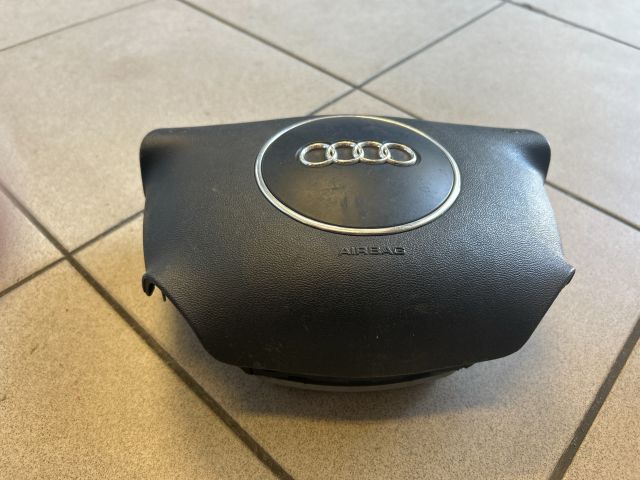 bontott AUDI A4 B6 Kormánylégzsák