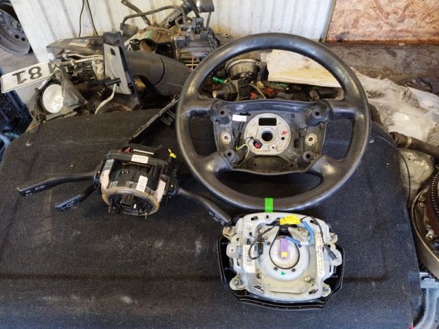 bontott AUDI A4 B6 Kormányoszlop