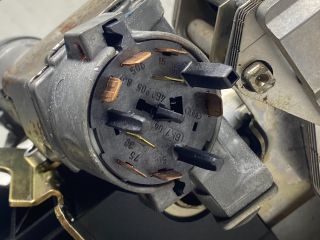 bontott AUDI A4 B6 Kormányoszlop