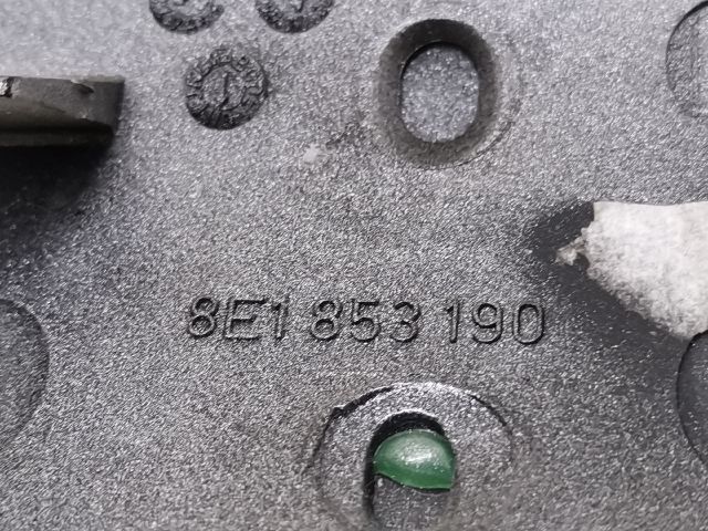 bontott AUDI A4 B6 Középső Műszerfal Díszléc