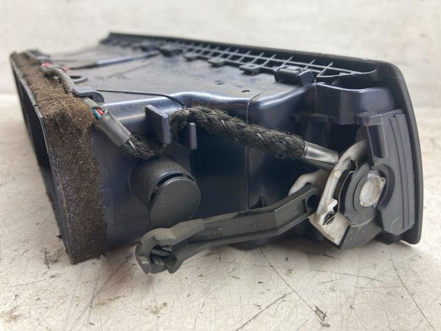 bontott AUDI A4 B6 Középső Szellőző