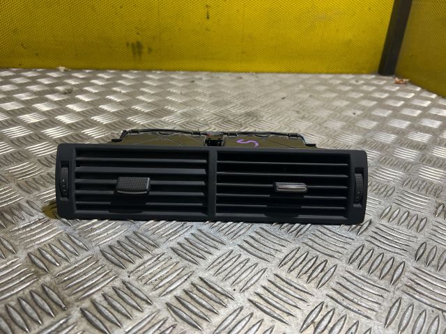 bontott AUDI A4 B6 Középső Szellőző