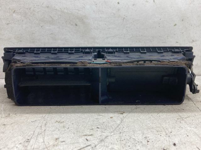 bontott AUDI A4 B6 Középső Szellőző