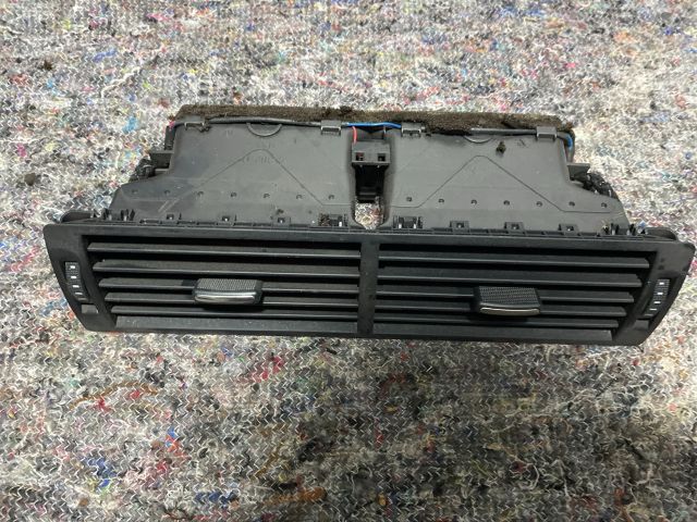 bontott AUDI A4 B6 Középső Szellőző