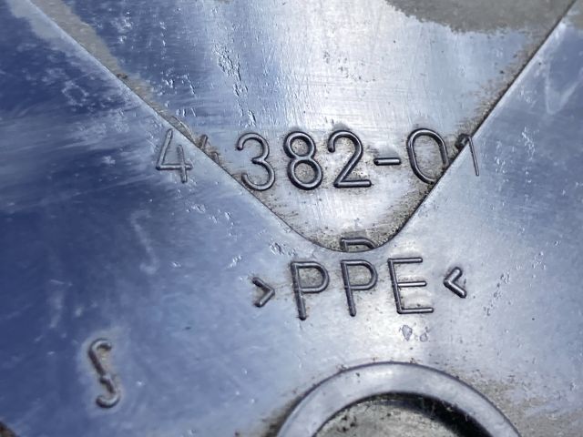 bontott AUDI A4 B6 Középső Szellőző