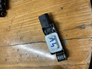 bontott AUDI A4 B6 Központi Ütközés Érzékelő