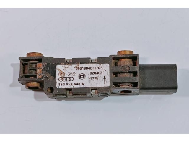 bontott AUDI A4 B6 Központi Ütközés Érzékelő