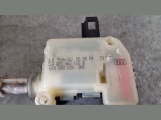 bontott AUDI A4 B6 Központizár Motor Csomagtérajtó