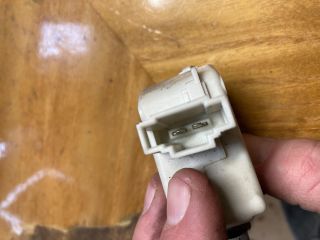 bontott AUDI A4 B6 Központizár Motor Csomagtérajtó