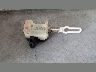 bontott AUDI A4 B6 Központizár Motor Csomagtérajtó