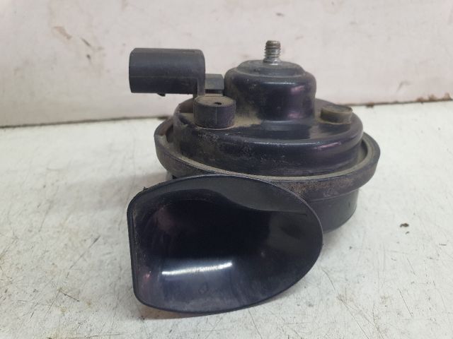 bontott AUDI A4 B6 Kürt