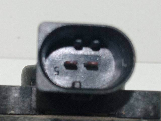 bontott AUDI A4 B6 Kürt