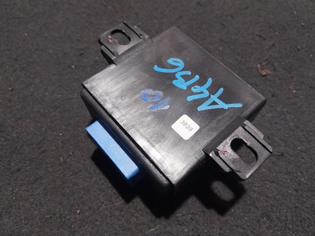 bontott AUDI A4 B6 Lámpa Vezérlő