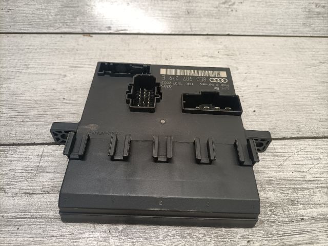 bontott AUDI A4 B6 Lámpa Vezérlő