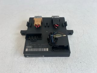bontott AUDI A4 B6 Lámpa Vezérlő