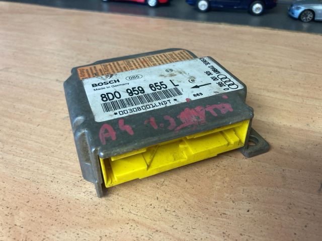 bontott AUDI A4 B6 Légzsák Elektronika