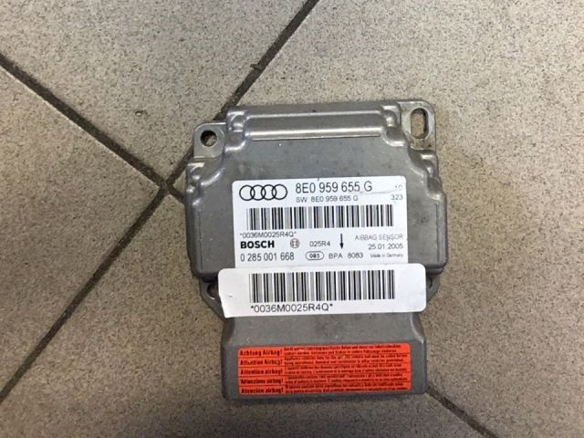 bontott AUDI A4 B6 Légzsák Elektronika