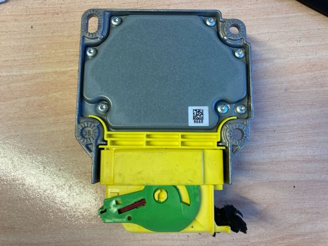 bontott AUDI A4 B6 Légzsák Elektronika