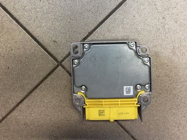 bontott AUDI A4 B6 Légzsák Elektronika