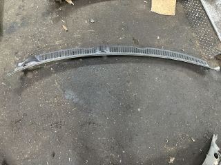 bontott AUDI A4 B6 Levélrács