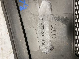 bontott AUDI A4 B6 Levélrács