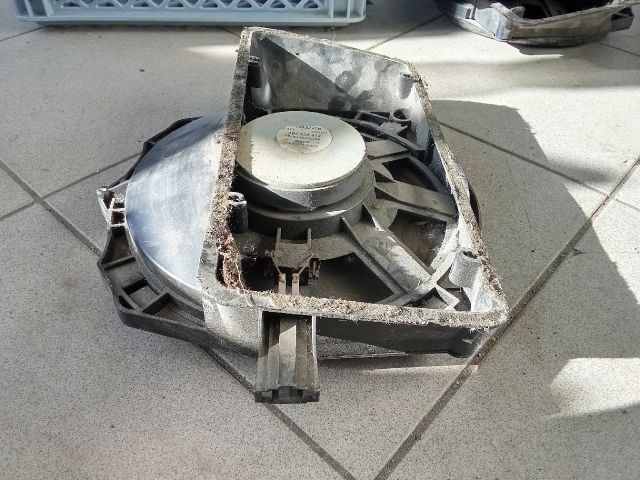 bontott AUDI A4 B6 Mélynyomó Hangszóró