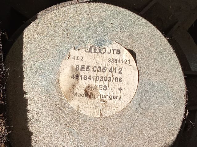 bontott AUDI A4 B6 Mélynyomó Hangszóró