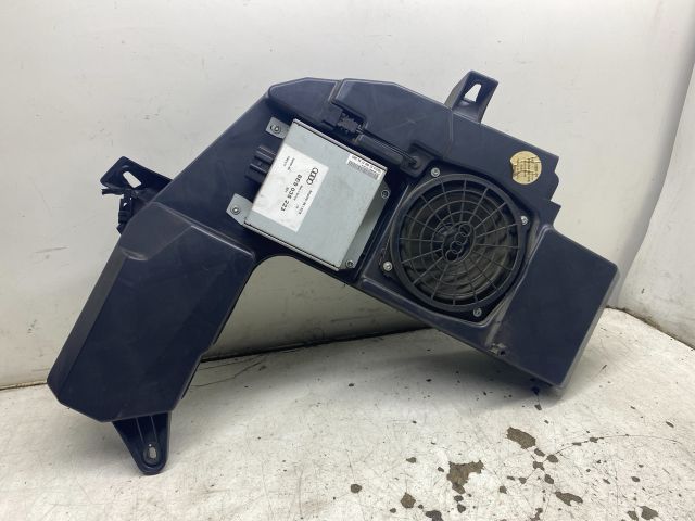 bontott AUDI A4 B6 Mélynyomó Hangszóró