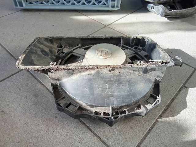 bontott AUDI A4 B6 Mélynyomó Hangszóró