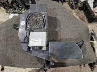 bontott AUDI A4 B6 Mélynyomó Hangszóró