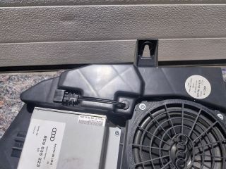 bontott AUDI A4 B6 Mélynyomó Hangszóró