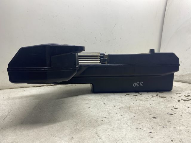 bontott AUDI A4 B6 Mélynyomó Hangszóró