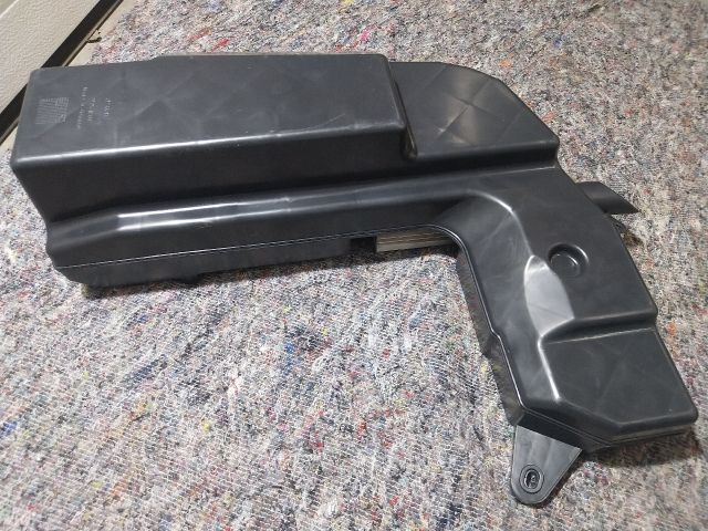 bontott AUDI A4 B6 Mélynyomó Hangszóró