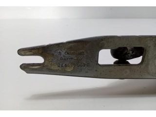 bontott AUDI A4 B6 Motorháztető Jobb Zsanér