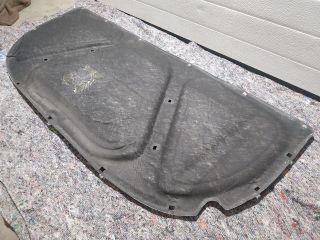 bontott AUDI A4 B6 Motorháztető Szigetelés