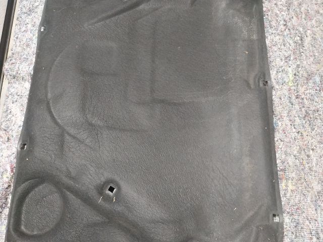bontott AUDI A4 B6 Motorháztető Szigetelés