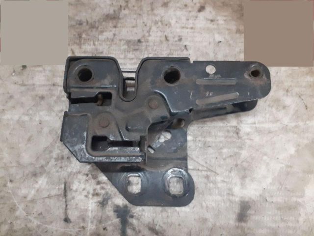 bontott AUDI A4 B6 Motorháztető Zárszerkezet