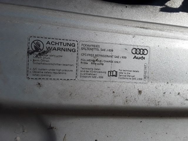 bontott AUDI A4 B6 Motorháztető