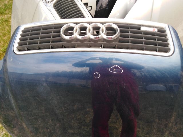 bontott AUDI A4 B6 Motorháztető