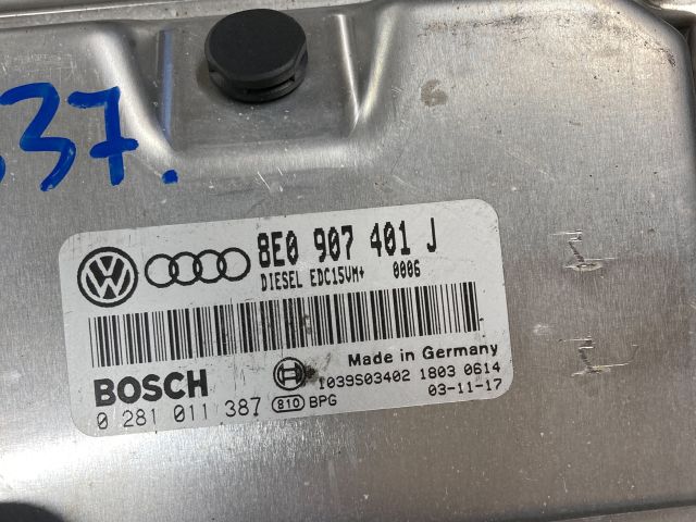 bontott AUDI A4 B6 Motorvezérlő