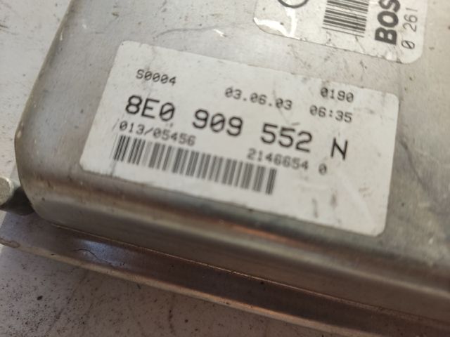 bontott AUDI A4 B6 Motorvezérlő