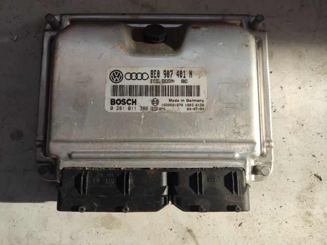 bontott AUDI A4 B6 Motorvezérlő