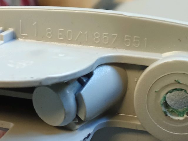 bontott AUDI A4 B6 Napellenző Pár