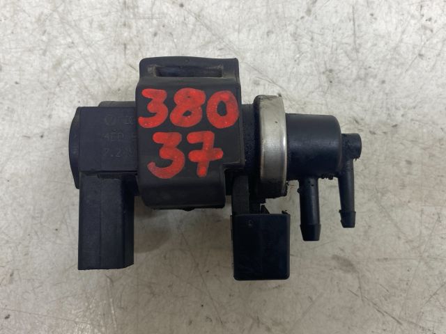 bontott AUDI A4 B6 Nyomásszabályzó Szelep